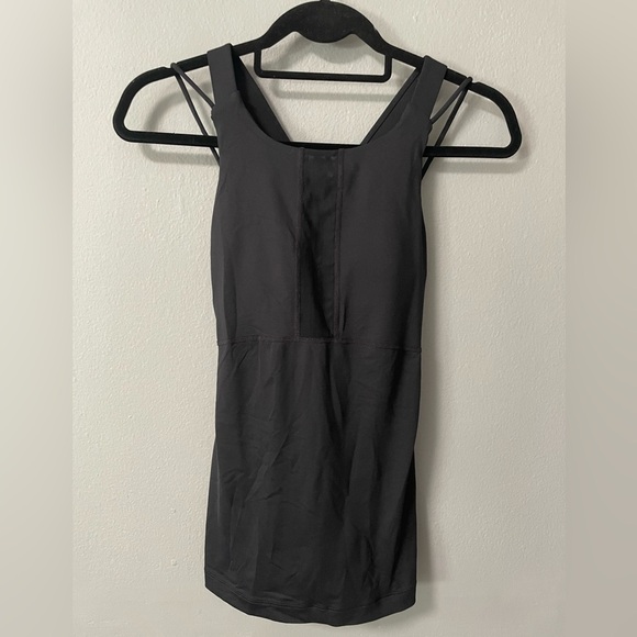 Old Navy Active Powersoft Print Crop Leggings in Small. GapFit Strappy Top in XS - Picture 12 of 16